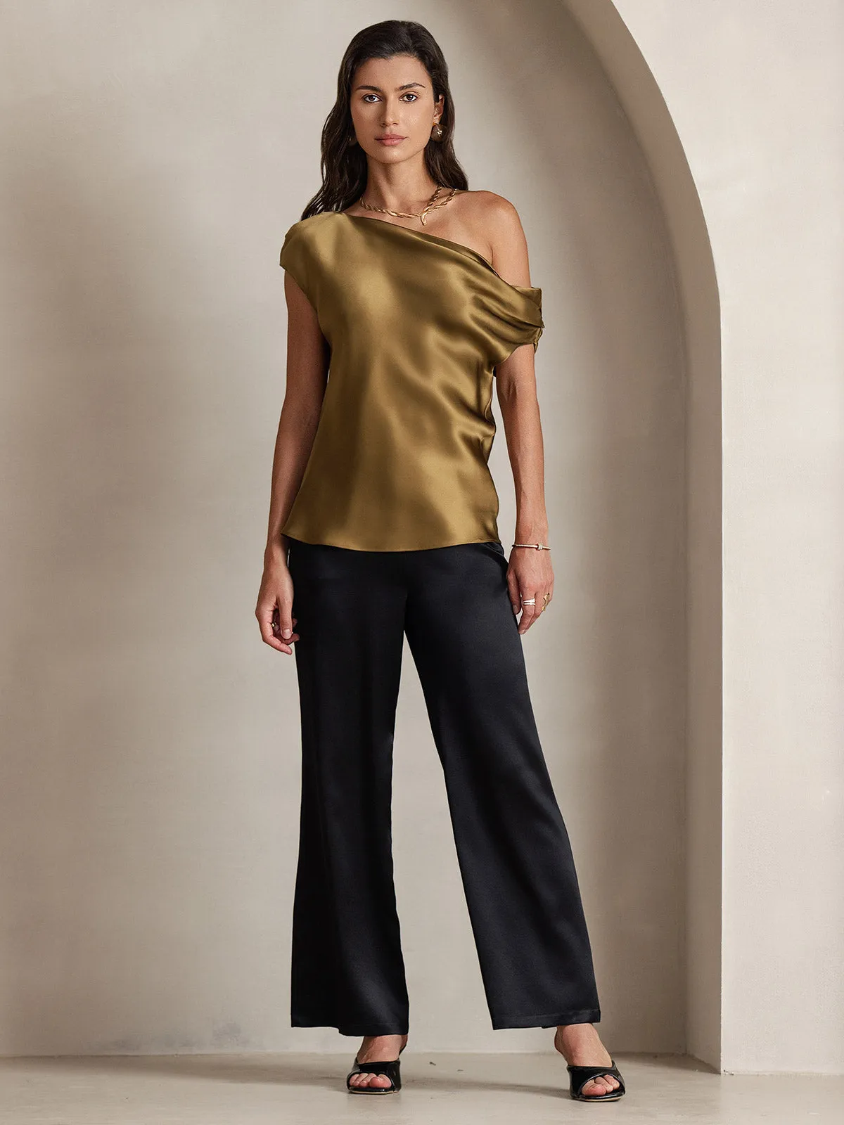 19Momme Silk Chic Elegant One-Shoulder Top